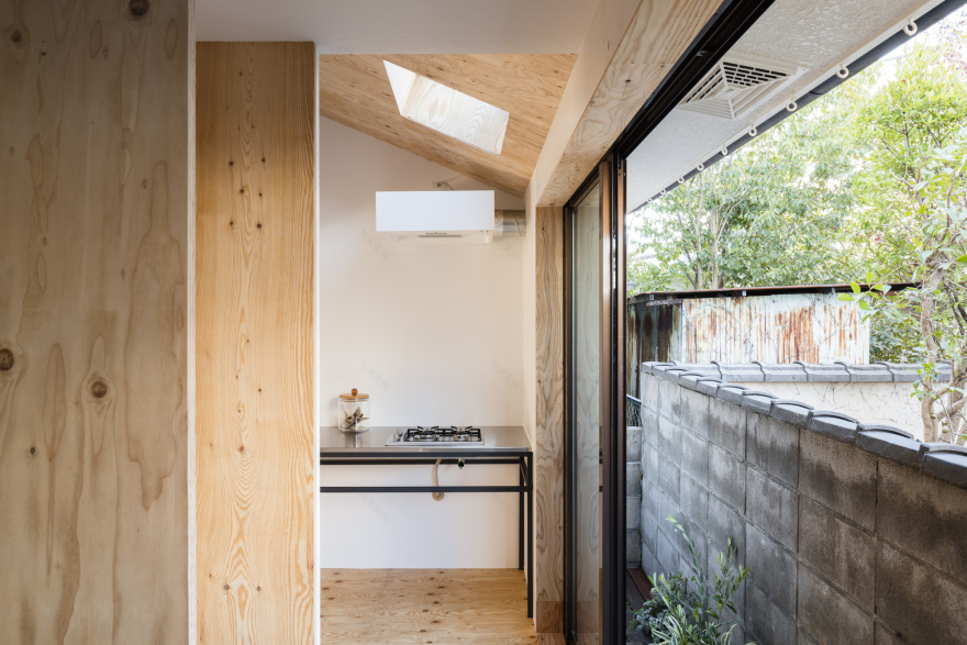 House in Oyamazaki / Shimpei Oda Architect's Office + Atelier Loowe-22