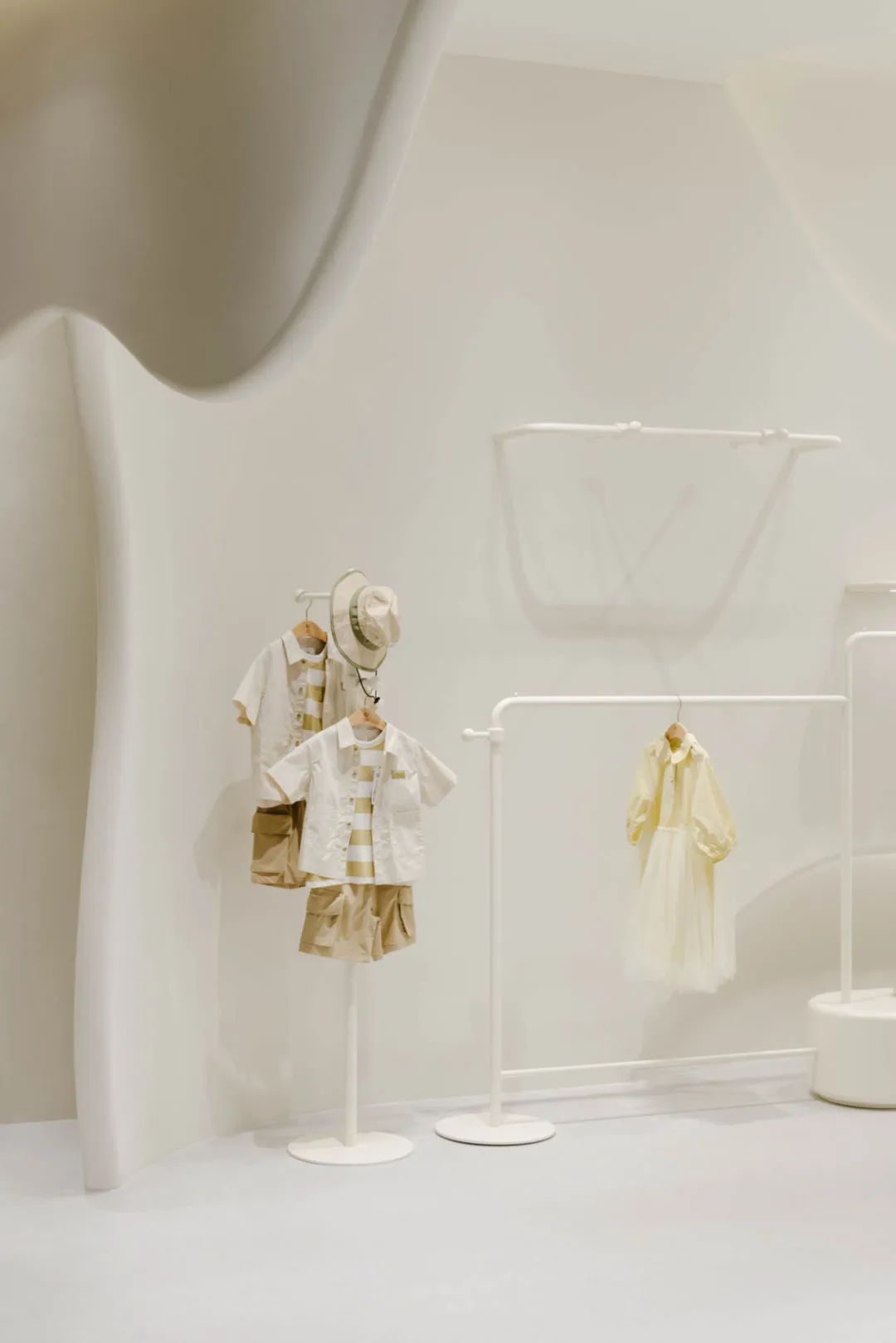 Mini Bala 全球首店丨中国杭州丨及上室内设计事务所-17