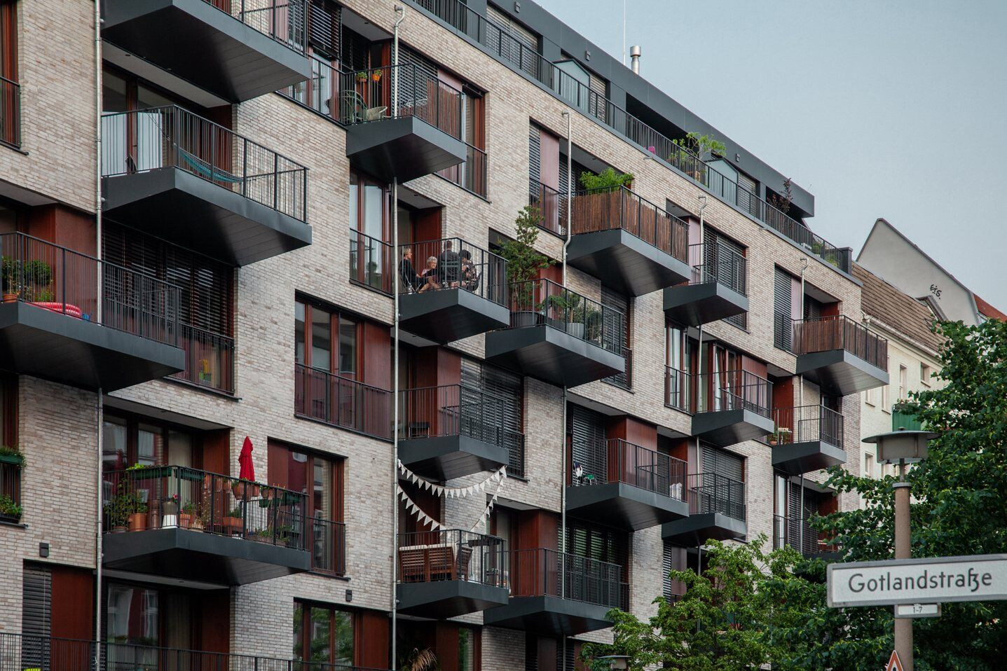 柏林市中心的绿色住宅丨德国柏林丨Gnädinger Architects-9