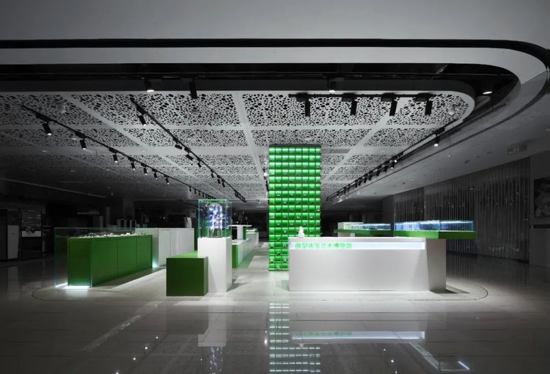 游动的几何·微型珠宝艺术博物馆丨中国杭州丨匠研组设计事务所-9