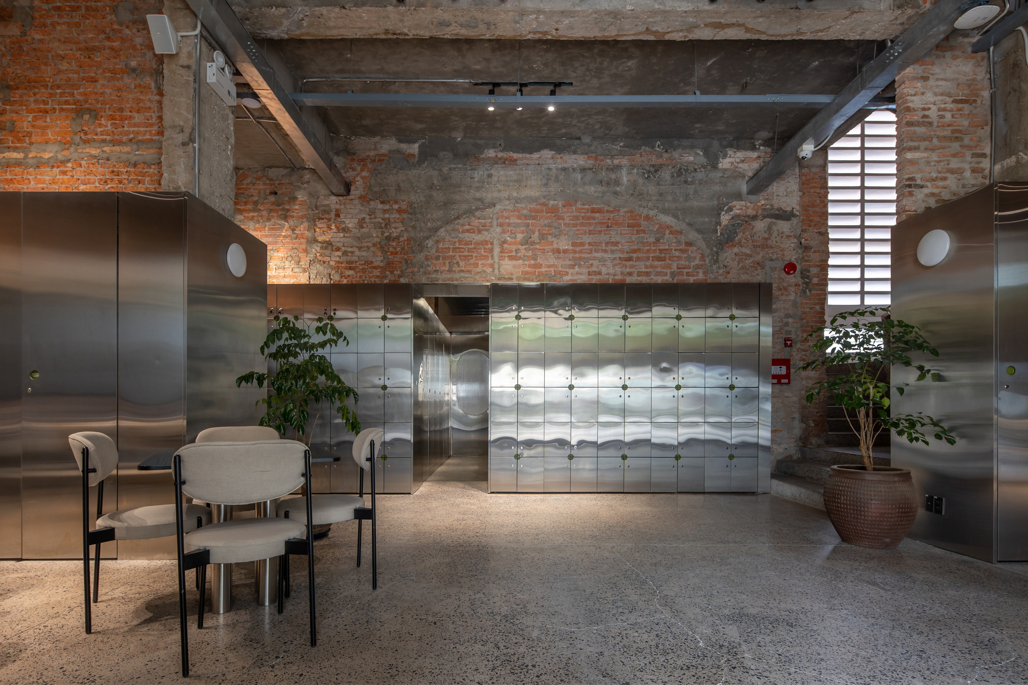 德拉索尔工作与展览空间丨越南胡志明市丨The Lab Saigon-18