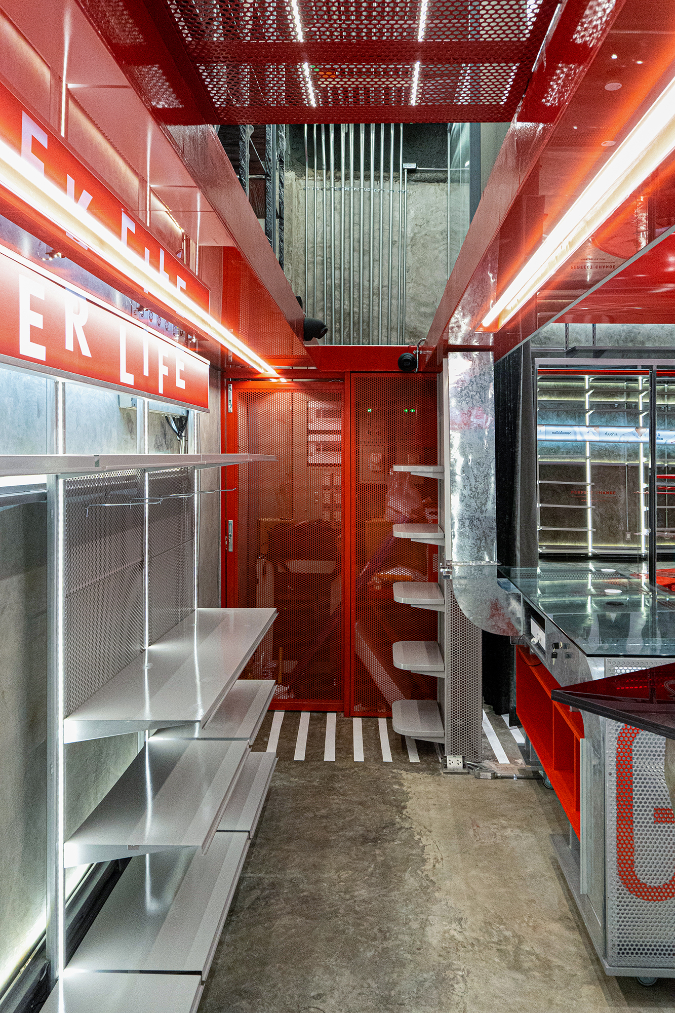 GQ APPARELK 服装店丨泰国曼谷丨NaNA JOHNNY CO>STUDIO-22