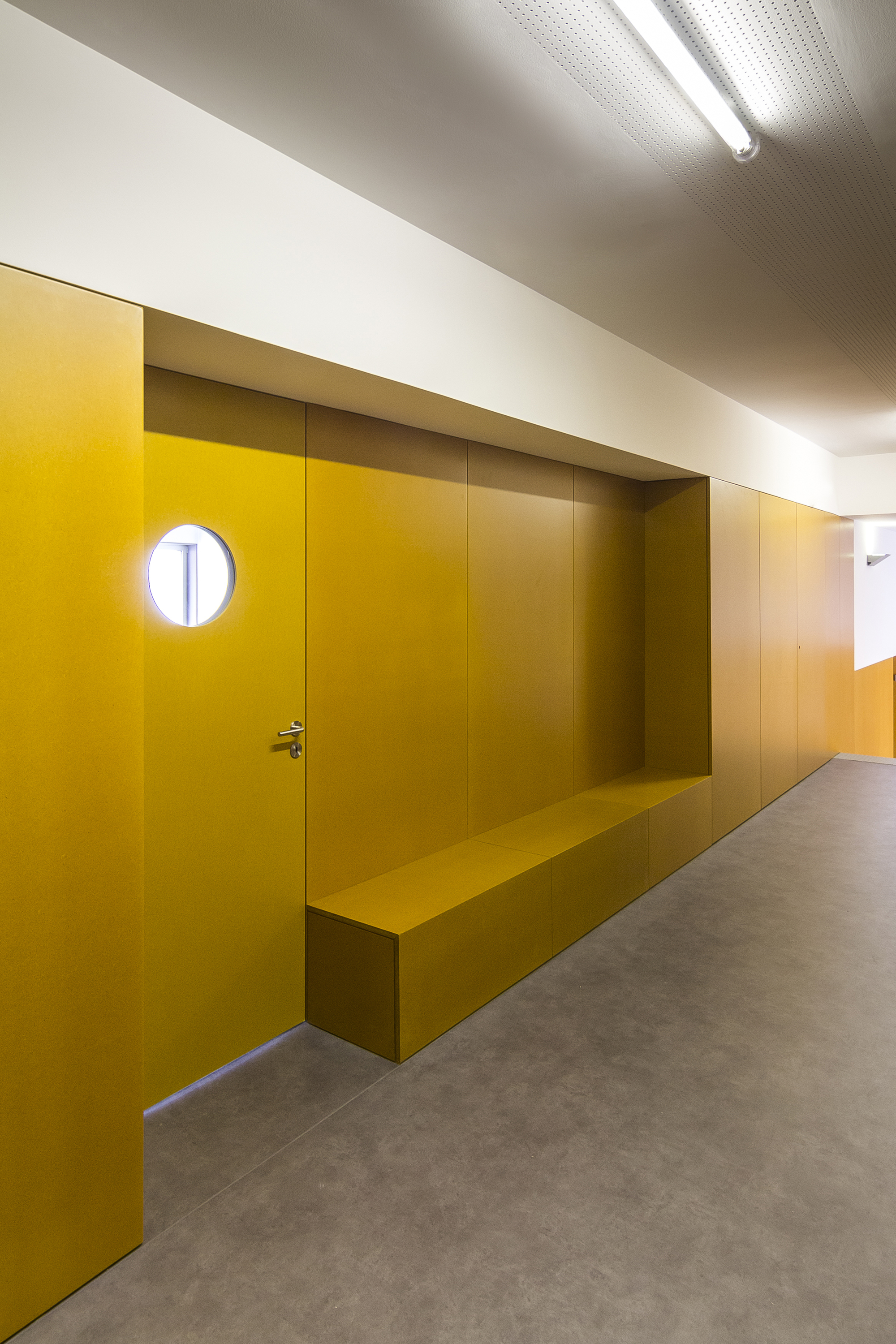 Dos Plátanos School / Murmuro-30