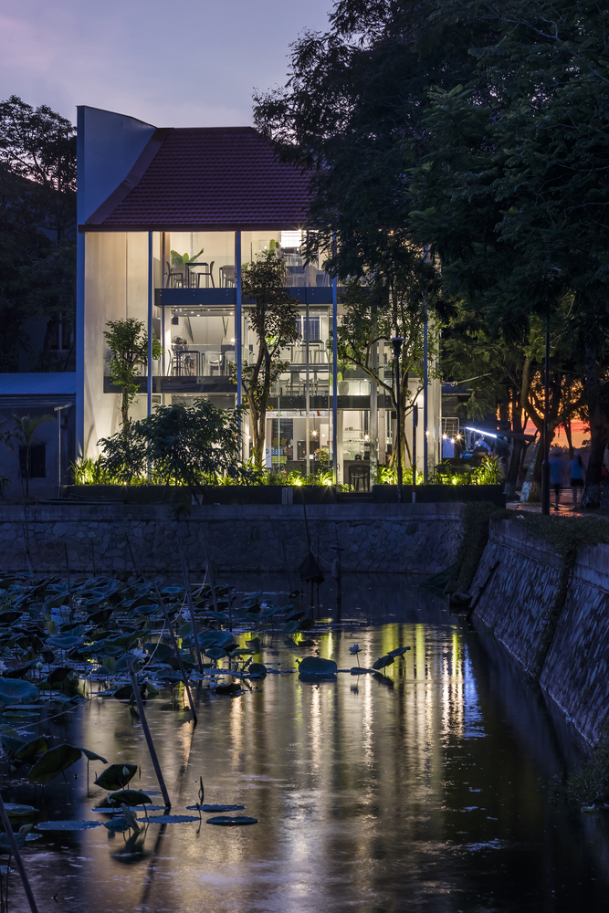 越南传统与现代交融的 O2 咖啡馆-47