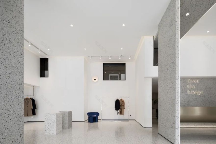 嘉兴 over the bridge 高端旗舰店 | 创新设计诠释素白空间-53