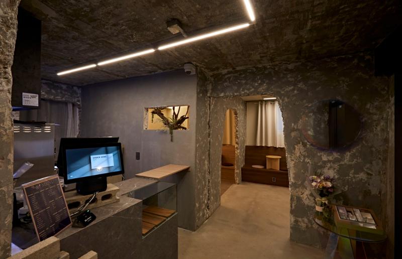 21 平米小屋变身复古咖啡馆，设计亮点独具匠心-3