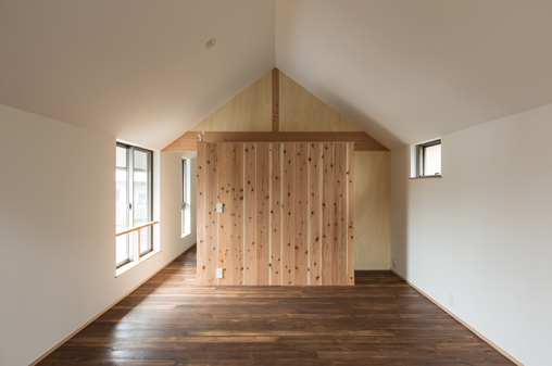 淀川堤防下の中庭式曲り屋丨日本大阪丨究建築研究室,名城大学柳沢研究室,エス・キューブ・アソシエイツ-12