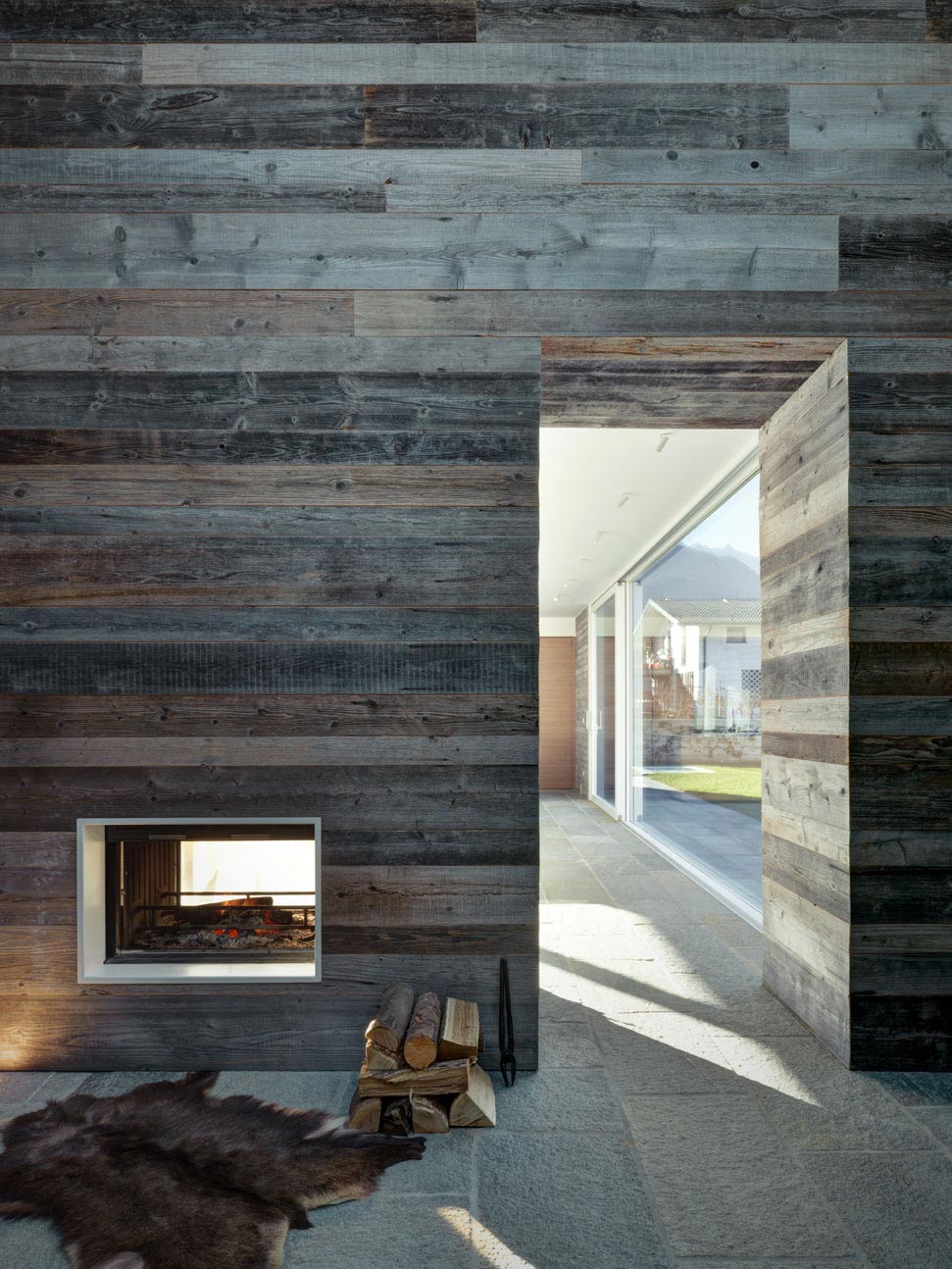 意大利阿尔卑斯山脉的绿色住宅-8