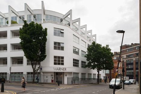Apartment by Inside Out Architecture features chunky concrete beams-35