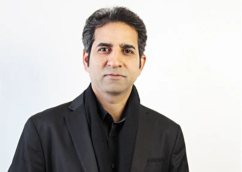 恒大新球场“莲冠”方案亮相,现代科技感十足-24