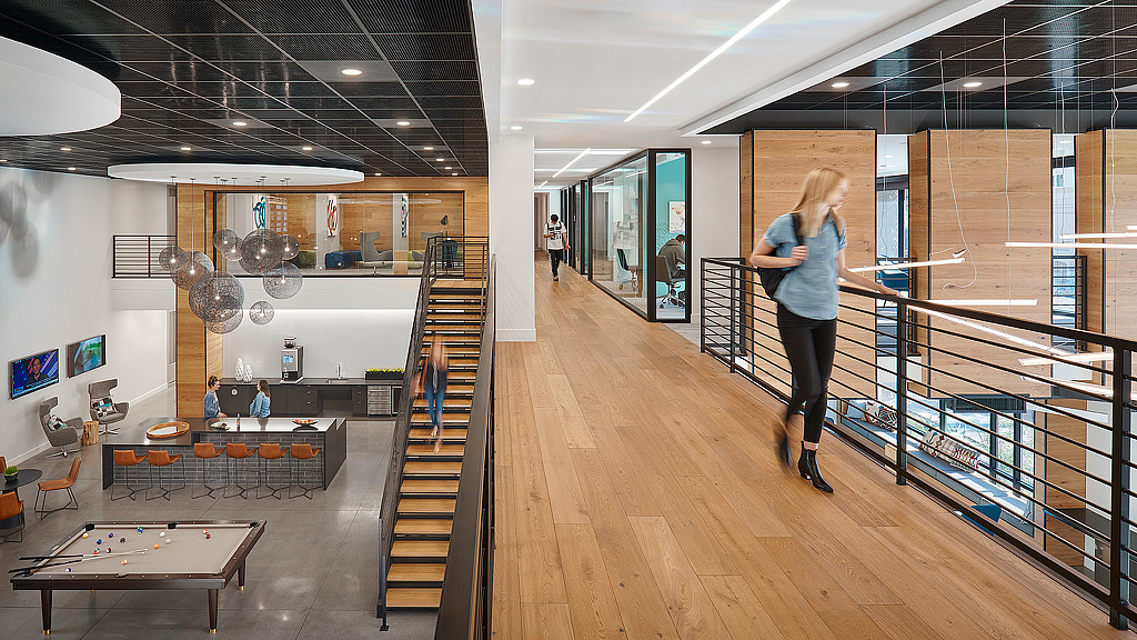重塑校园生活的现代俱乐部设计-6