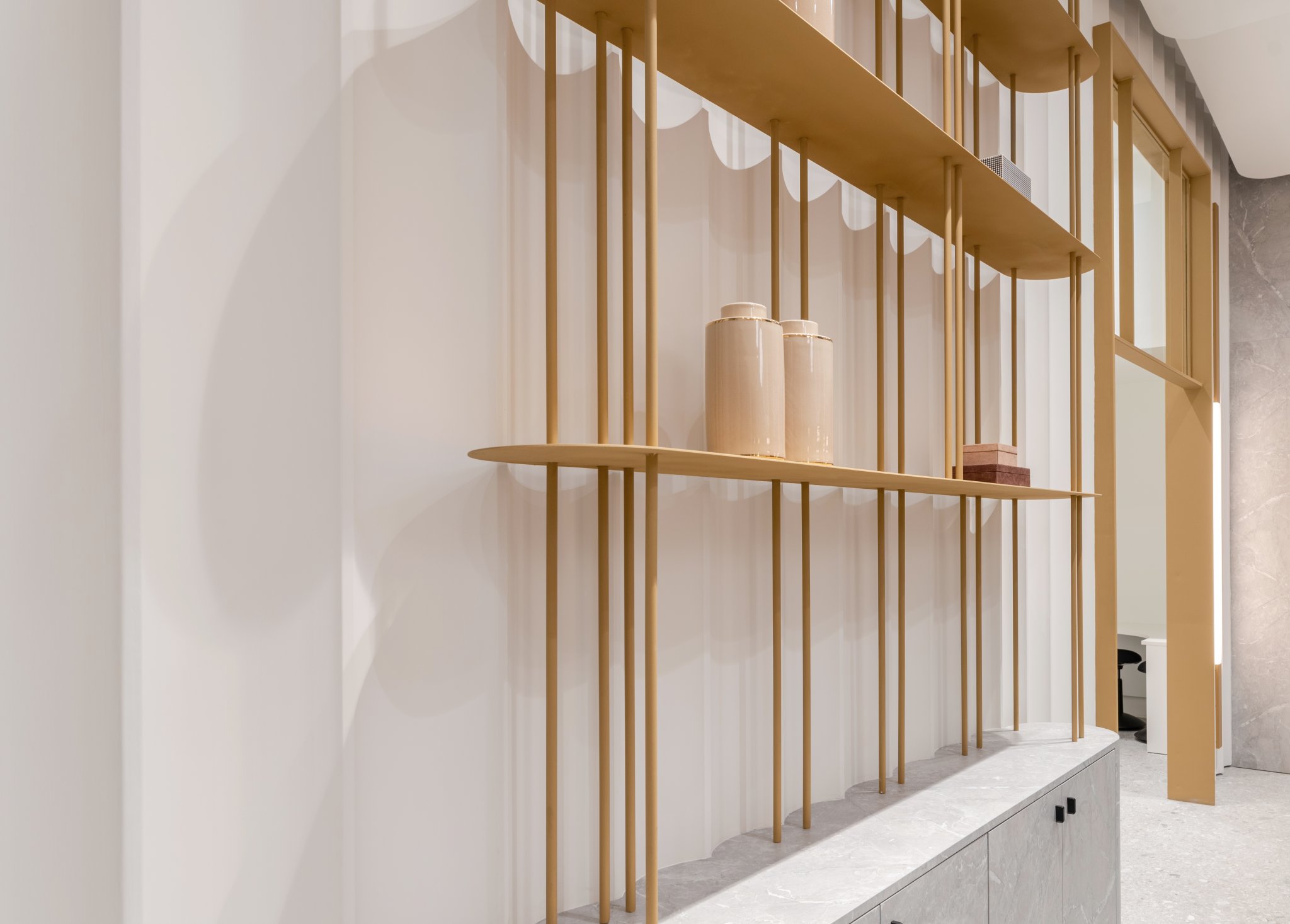 极简主义甜品店设计丨Yiannis Pouspourikas 设计工作室-12