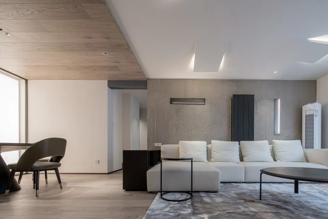 高级灰打造现代客厅的魅力-36