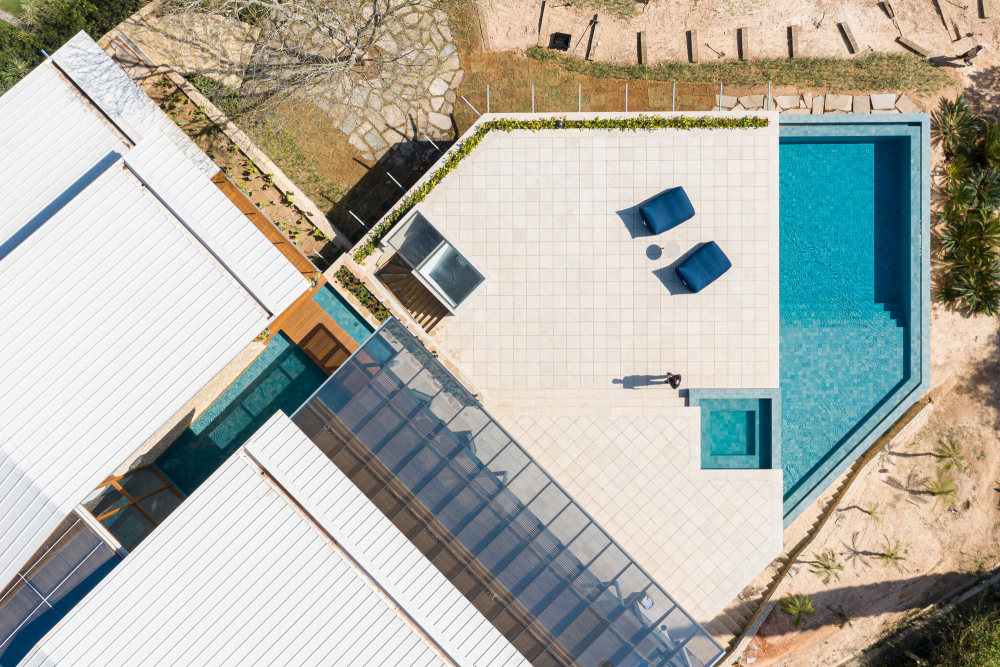 巴西水库旁的全景住宅设计-20