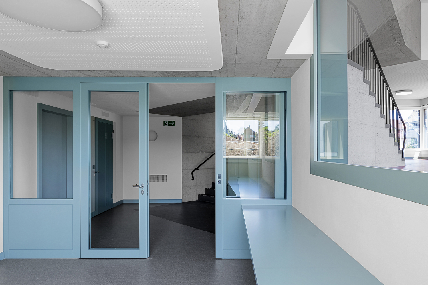 瑞士 Zihlschlacht 幼儿园 · 螺旋木构魅力-48