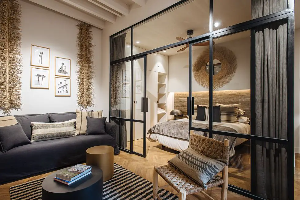 自然色彩的西班牙小复式 | 安静与品质的完美结合-2