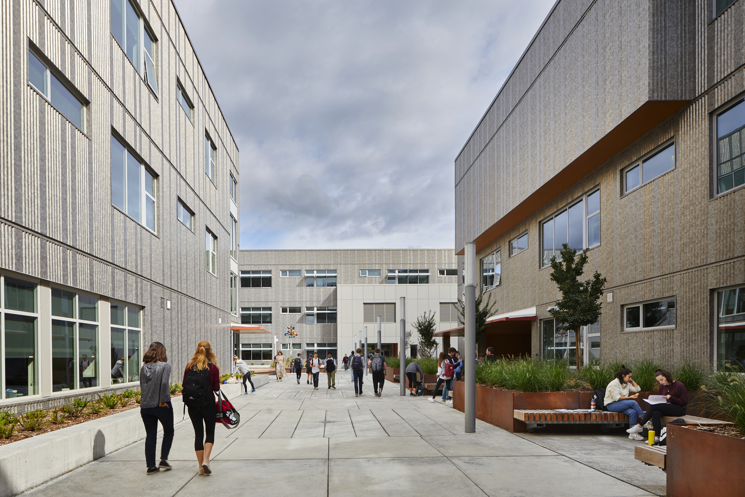 美国芒斯高中-16