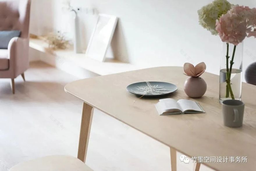 北欧风家居设计,色彩与甜蜜的梦幻之旅-94