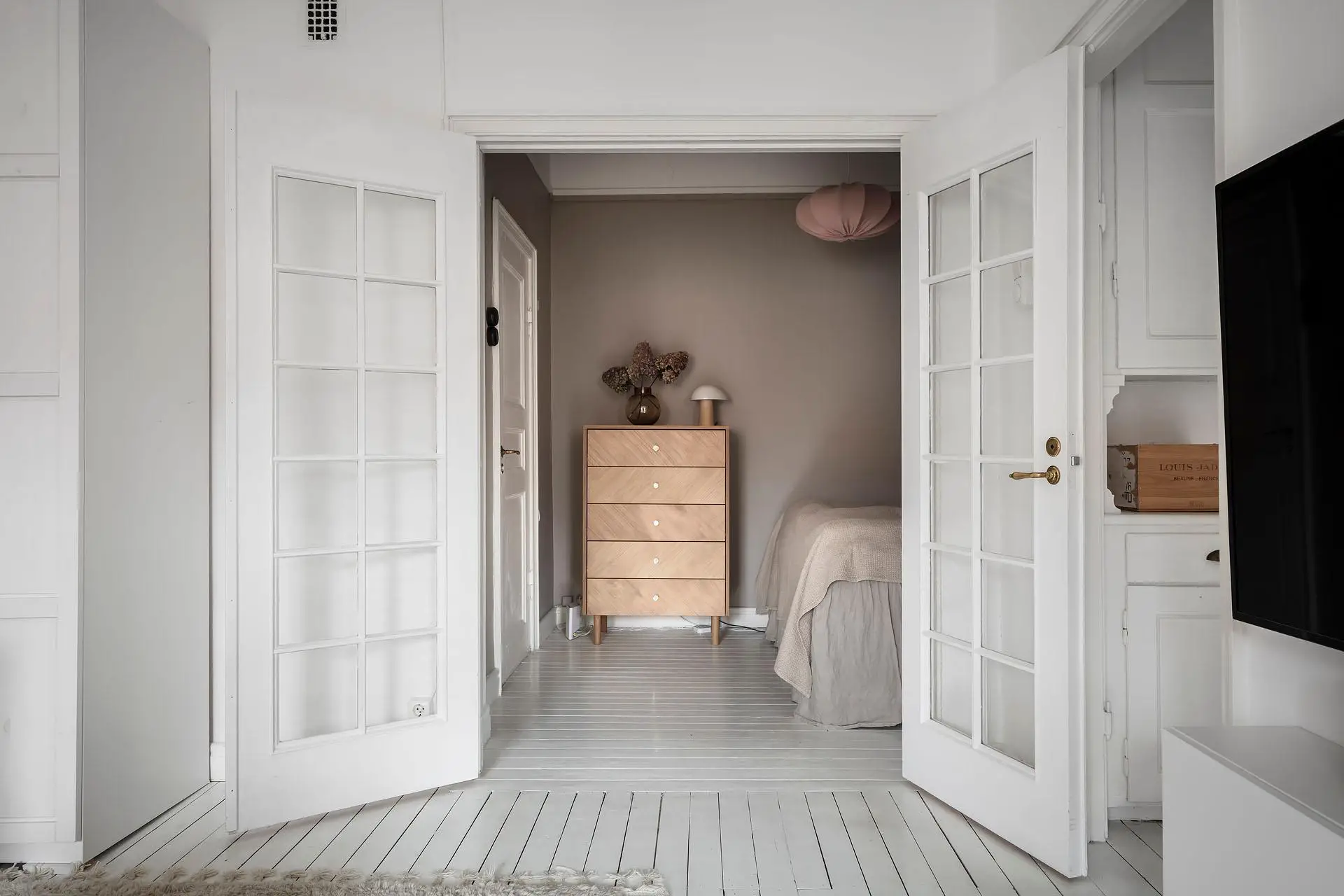 瑞典 55m2 复古一居，砖墙设计亮点受瞩目-16