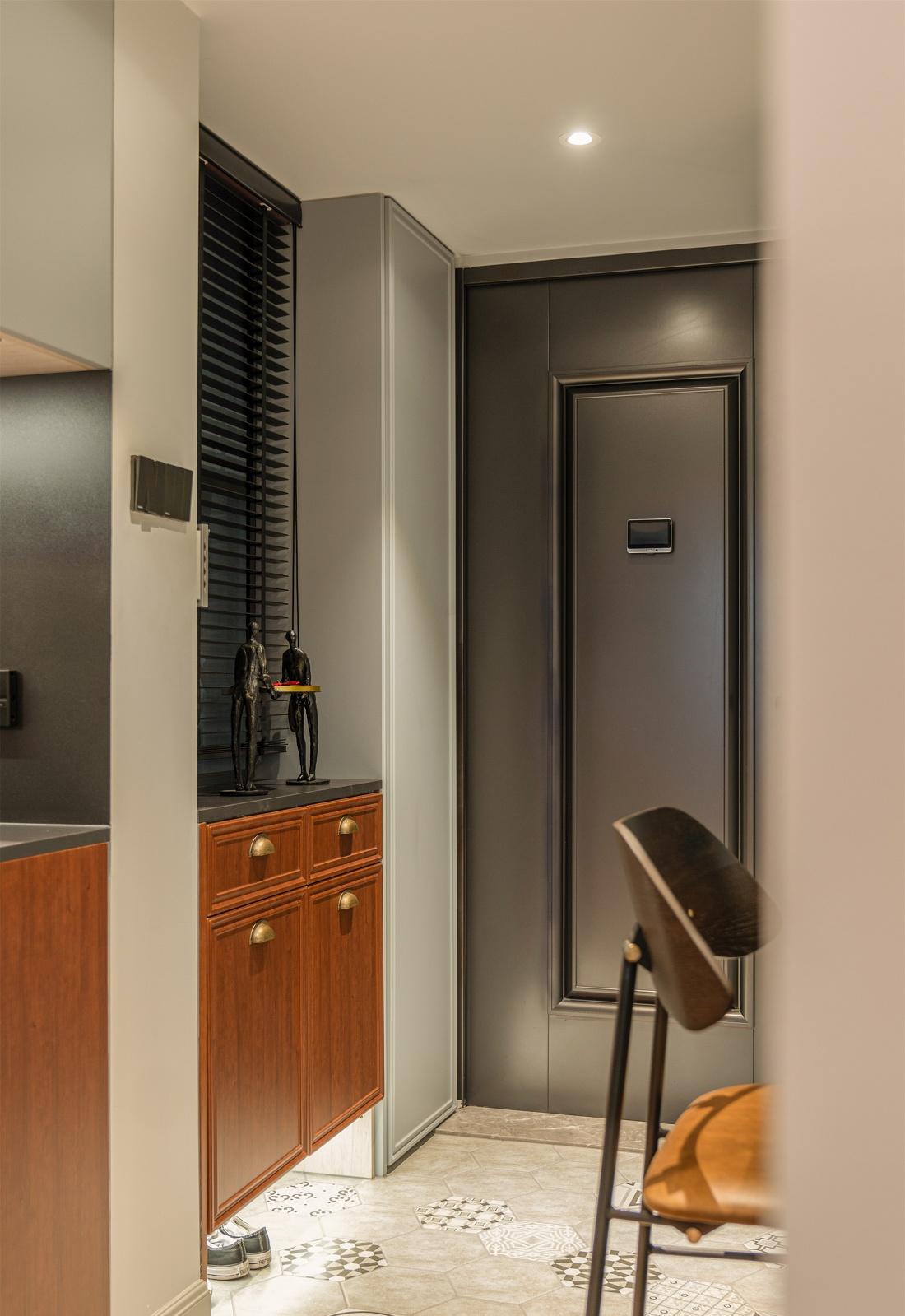 LDK 轻复古平层设计，浪漫与火热共存-2