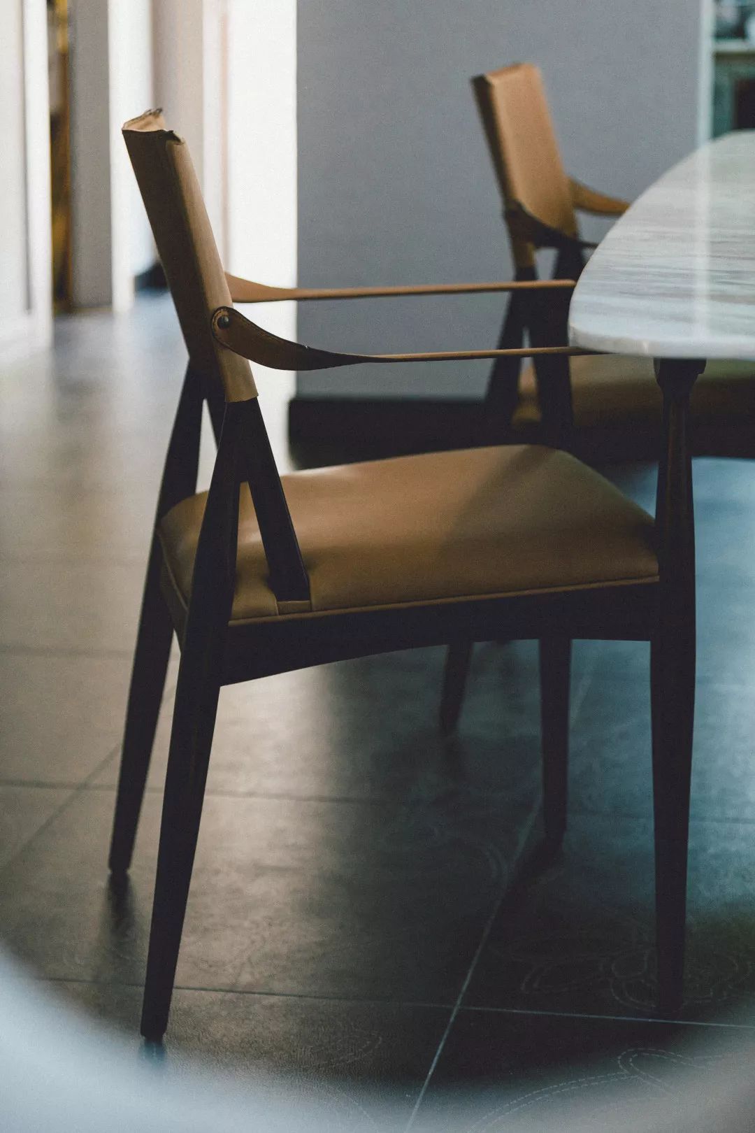 杭州竹径茶语排屋改造 | 现代质感与游牧图腾的混搭美学-45