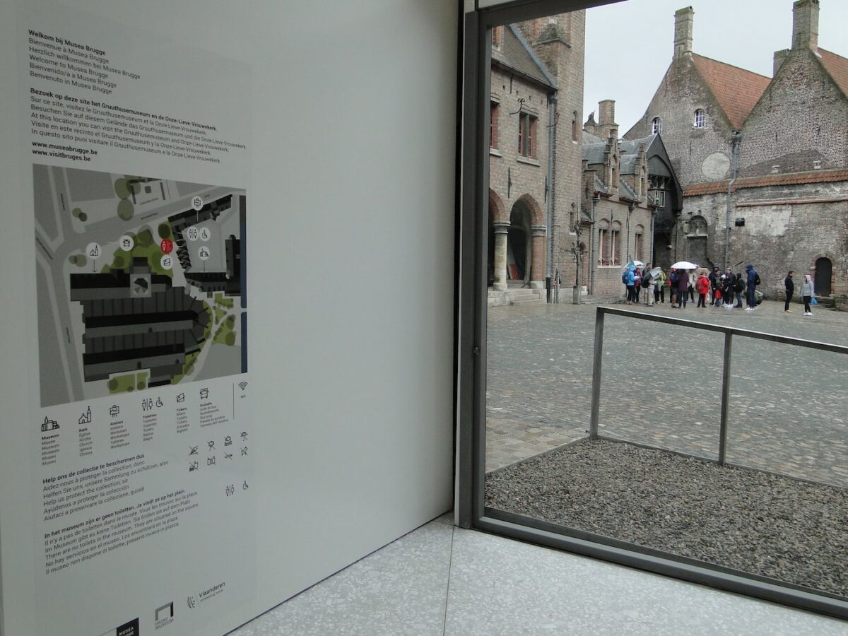 Gruuthusemuseum - /STUDIOMDA - Wayfinding Design-4
