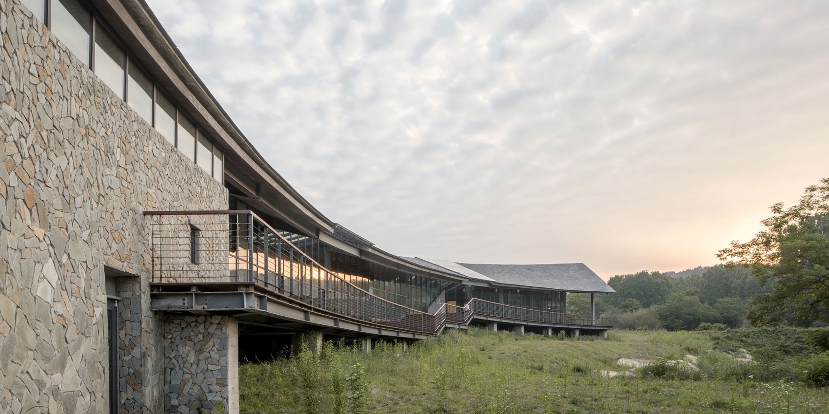 驻龙山游客中心，日照 / 中建设计.城乡与风景园林规划设计研究院-47