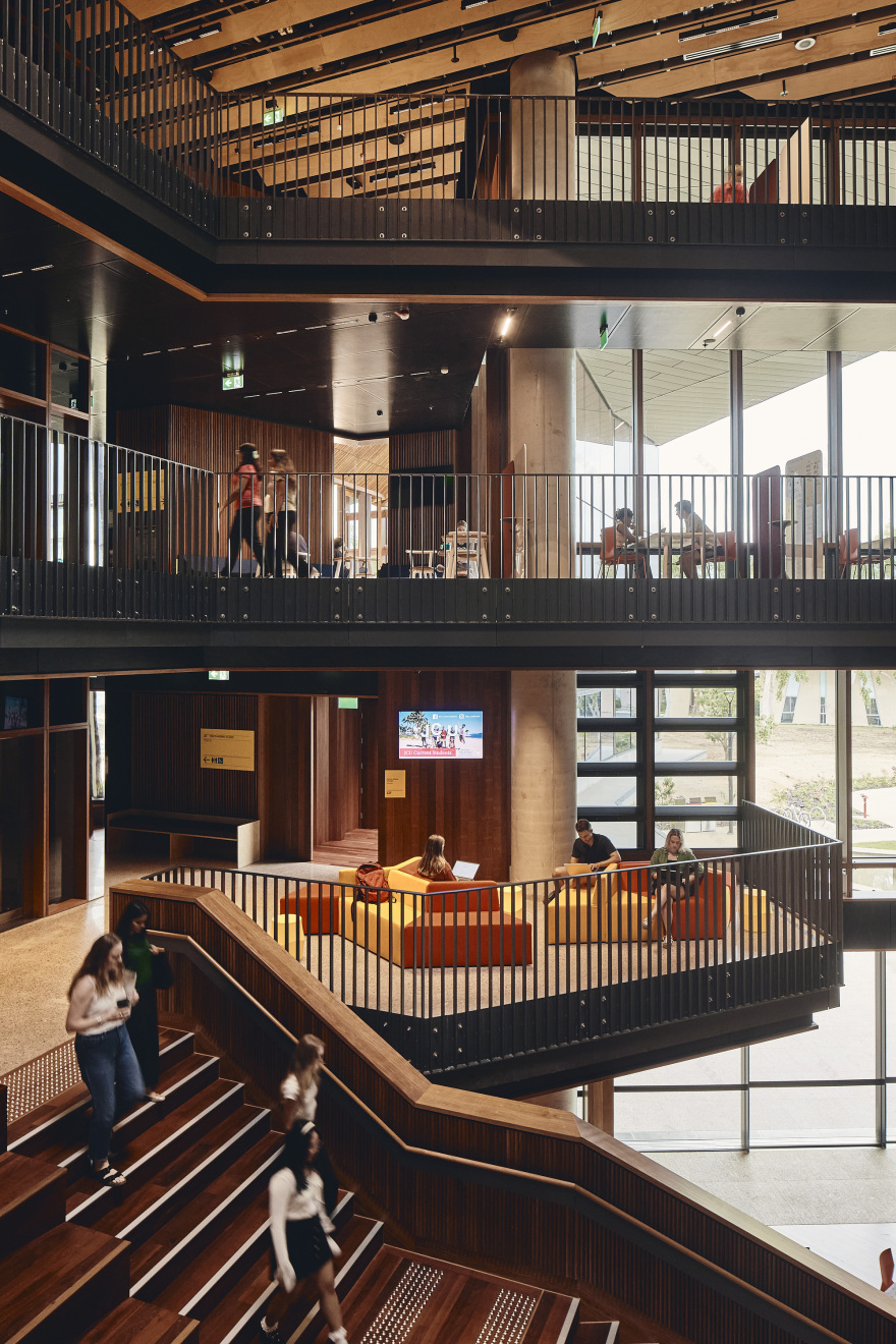 James Cook University Engineering & Innovation Place / KIRK Studio + i4 Architecture + Charles Wright Architects-32