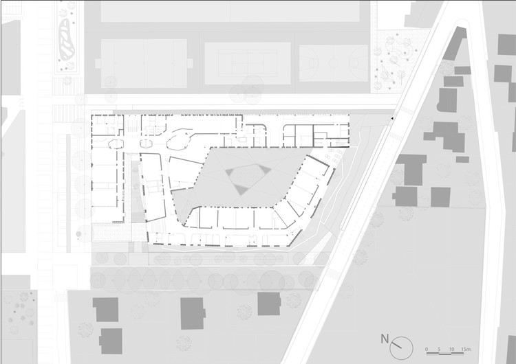 绿意盎然的新校园 · 贝松安吉拉·戴维斯学校-29