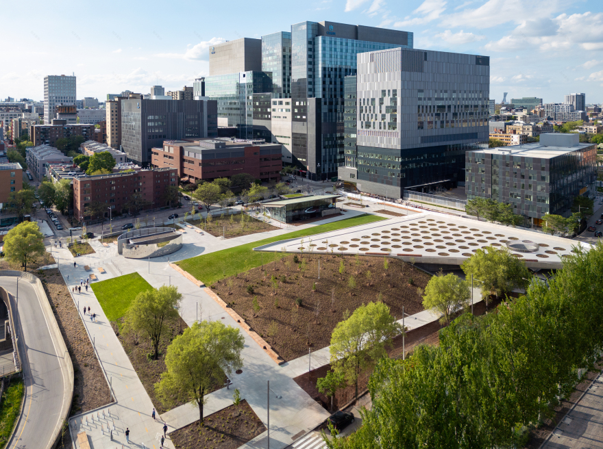 加拿大蒙特利尔广场(Place des Montréalaises)-8