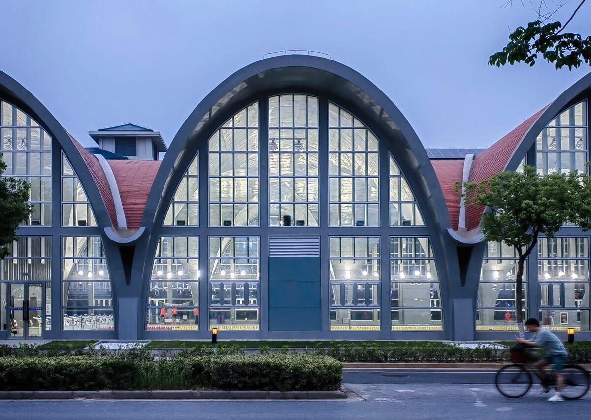 东南大学游泳馆丨中国南京丨周琦工作室-25