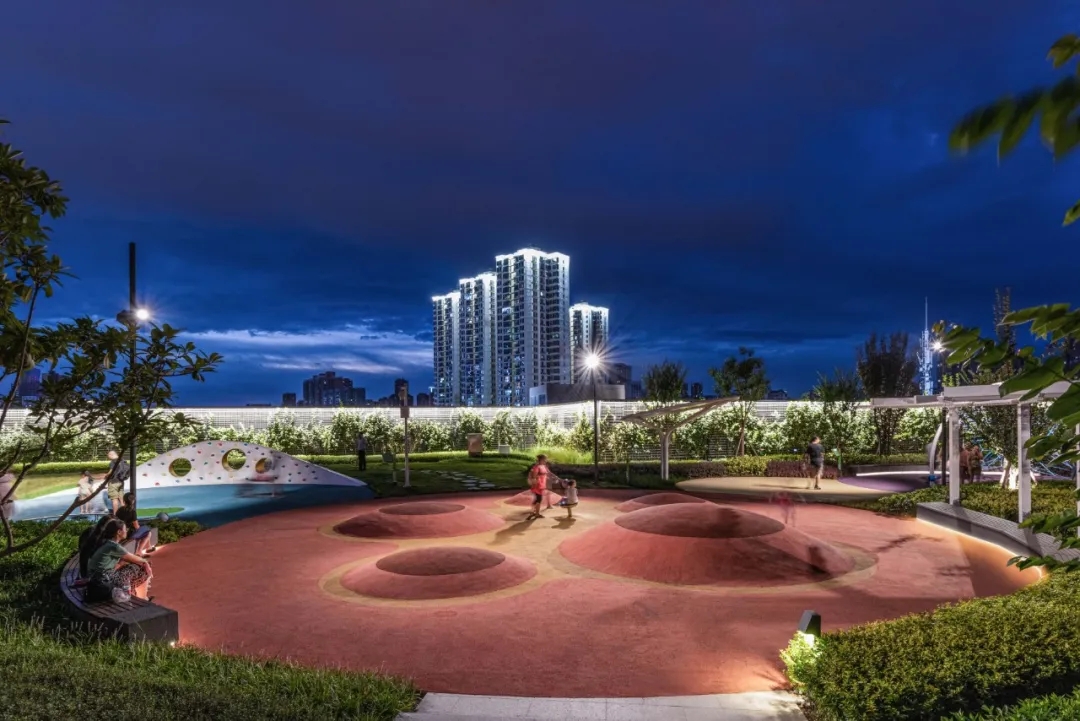 武汉天地壹方北馆周围景观-36