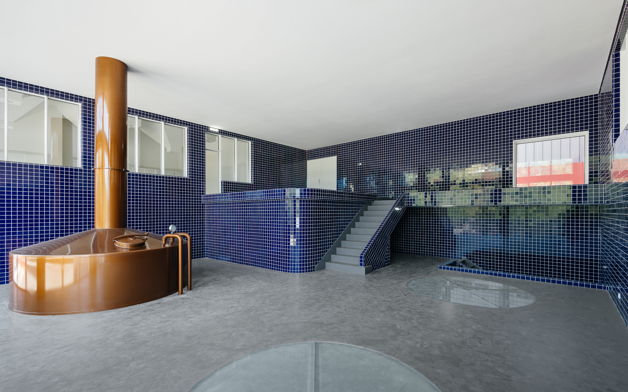 葡萄牙 Plural 药店总部物流中心,古今交融的办公建筑-30