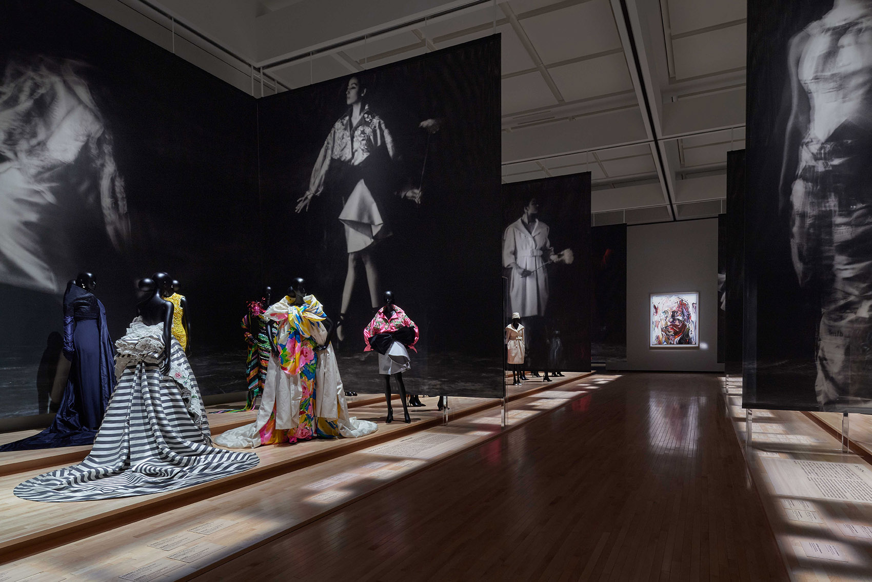 《克里斯汀·迪奥:梦之设计师》展览丨日本东京丨OMA+Shohei Shigematsu-112