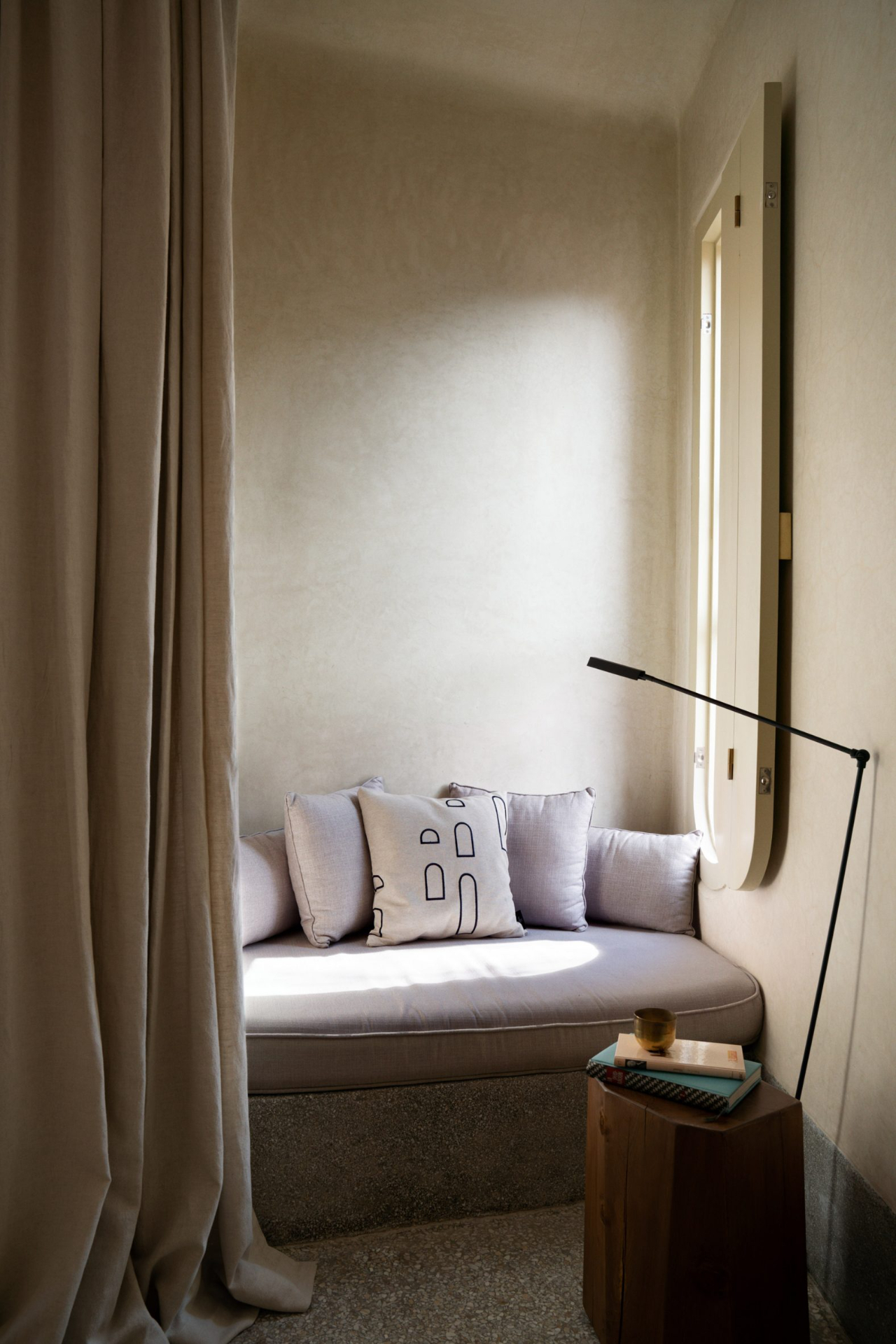 MUDE 韩国化妆品品牌空间设计-41