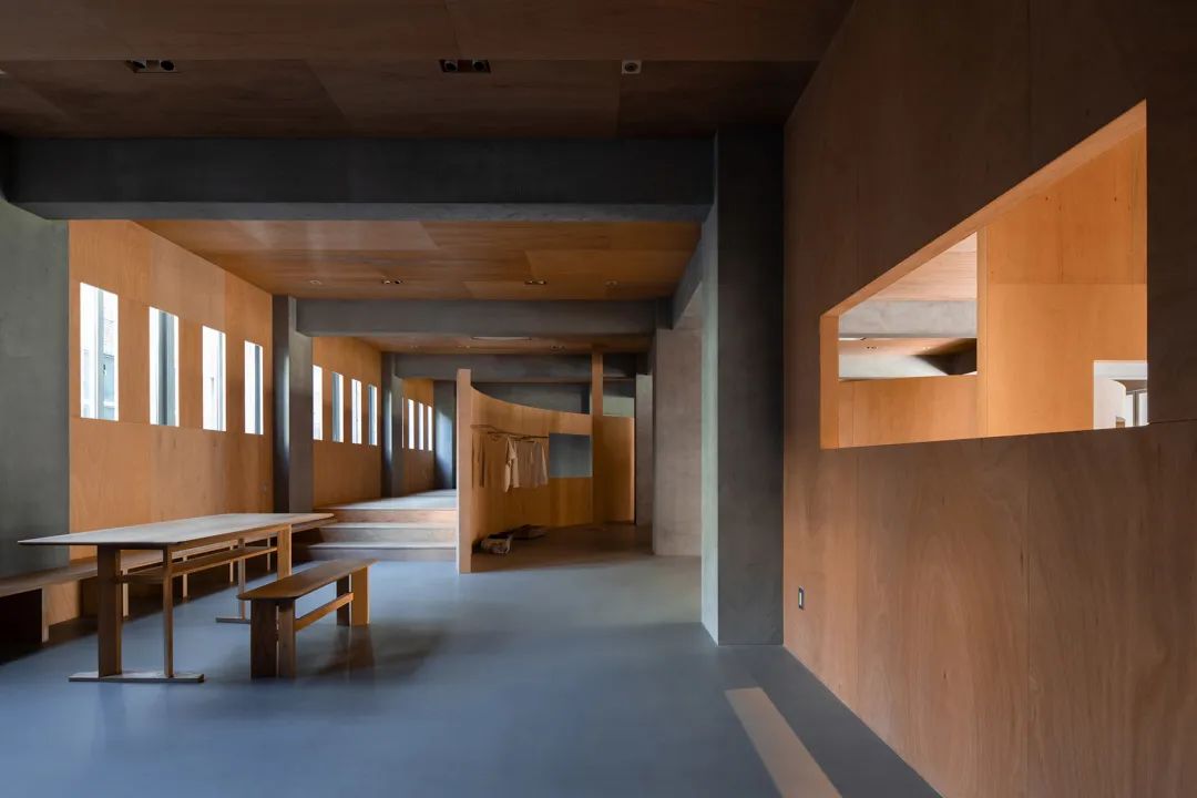 南京美术大厦 · 方庭与曲庭的融合设计丨中国南京丨MOU建筑工社-41