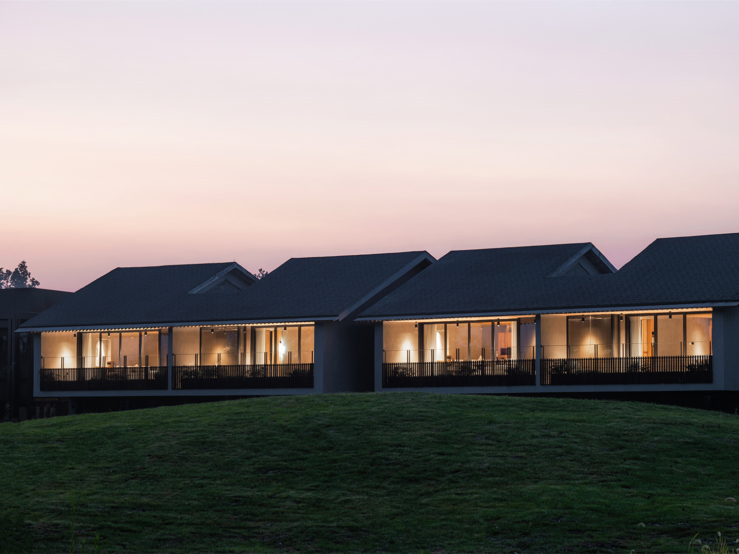 成都右岸天鹅湖精品酒店丨中国成都丨We&Arch 吾和建筑事务所-3