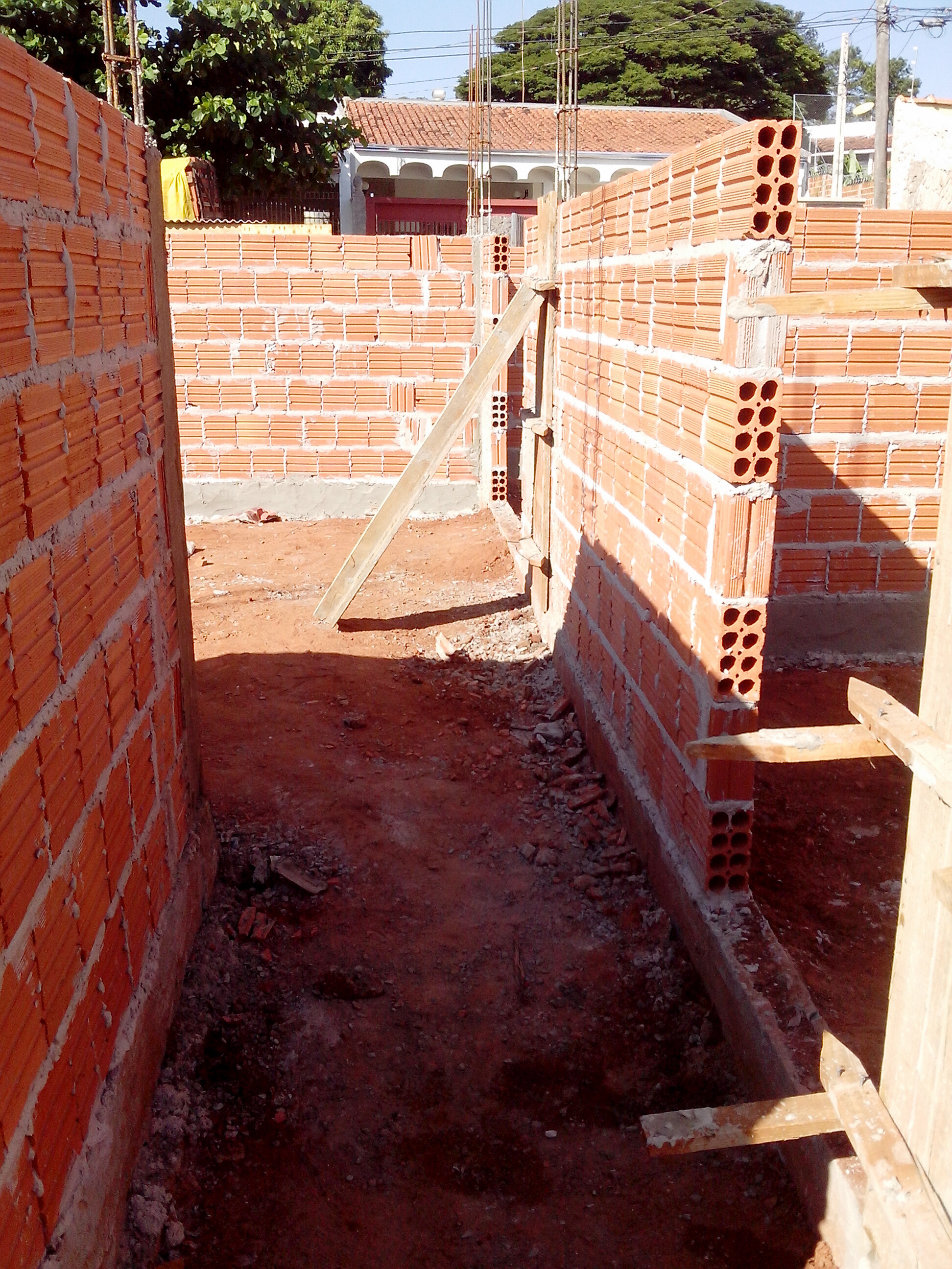 巴西普通社区里的豪华住宅设计-32