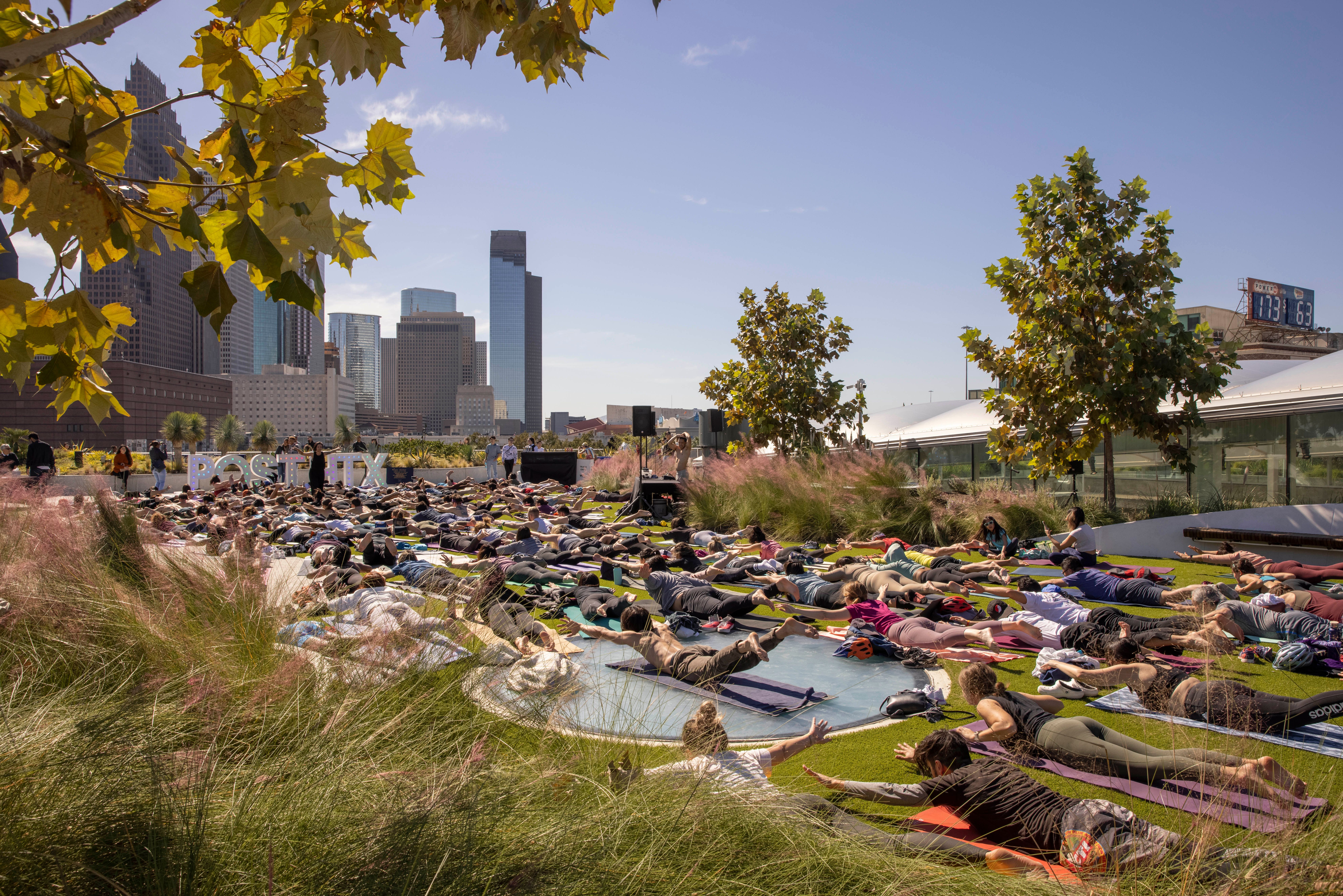 绿色洪水防护下的美国休斯顿仓库改造-27