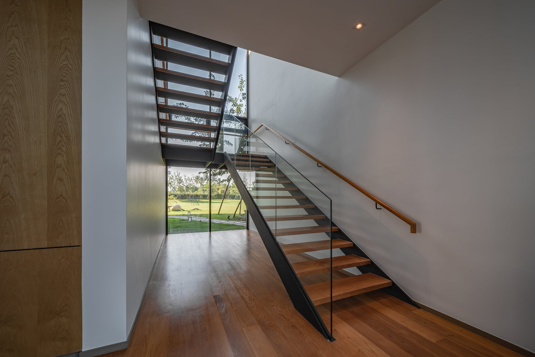 阿亚亚萨尼屋丨泰国夜功丨dminusplusb-43