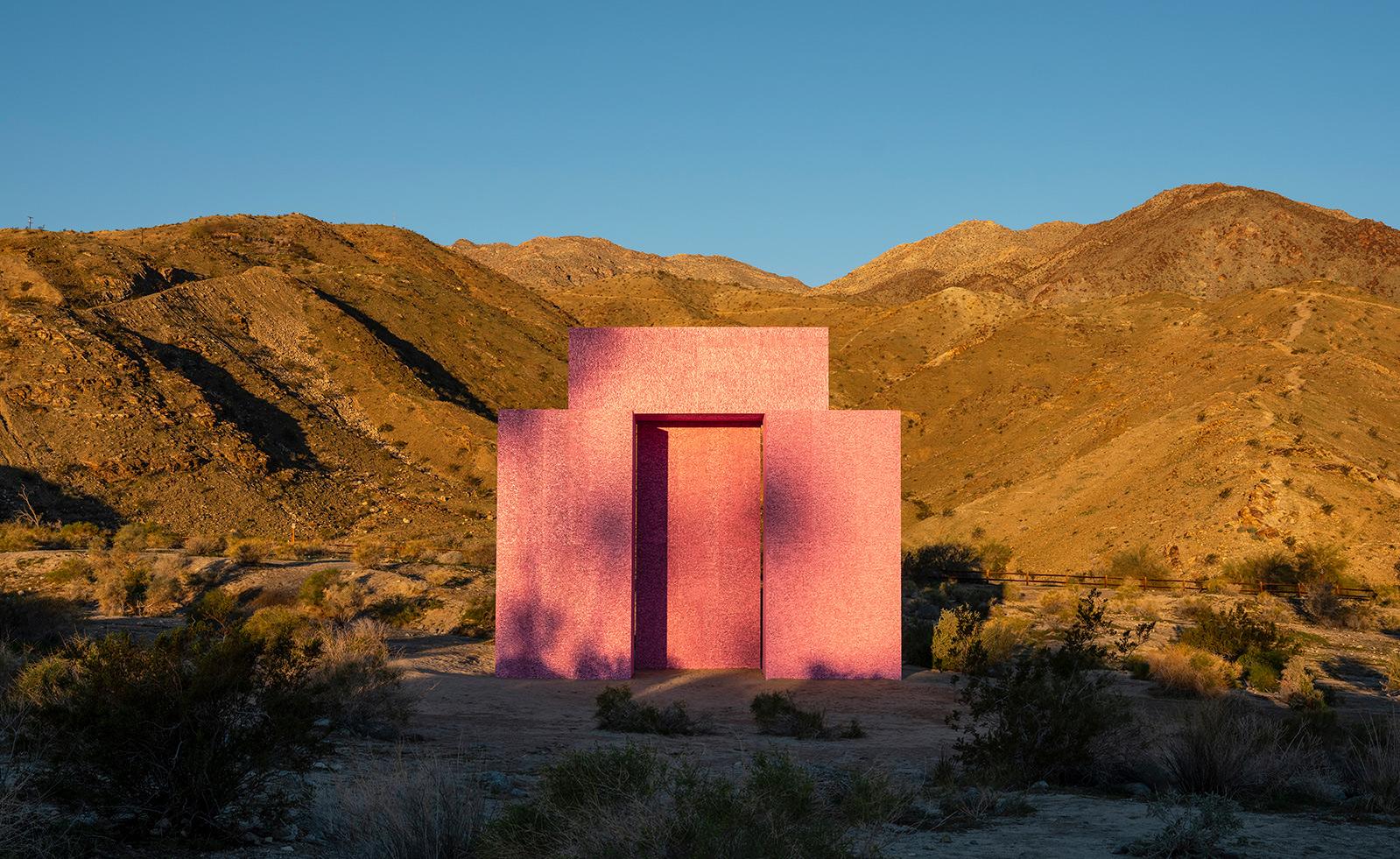 沙漠中的艺术奇观 | Desert X 2019-1