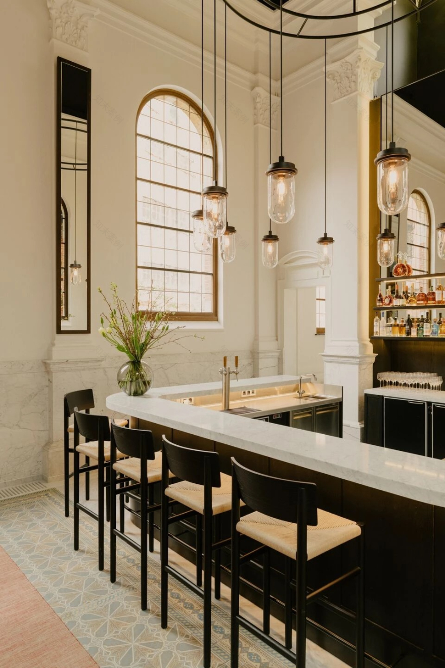 August 酒店 / Vincent Van Duysen-24