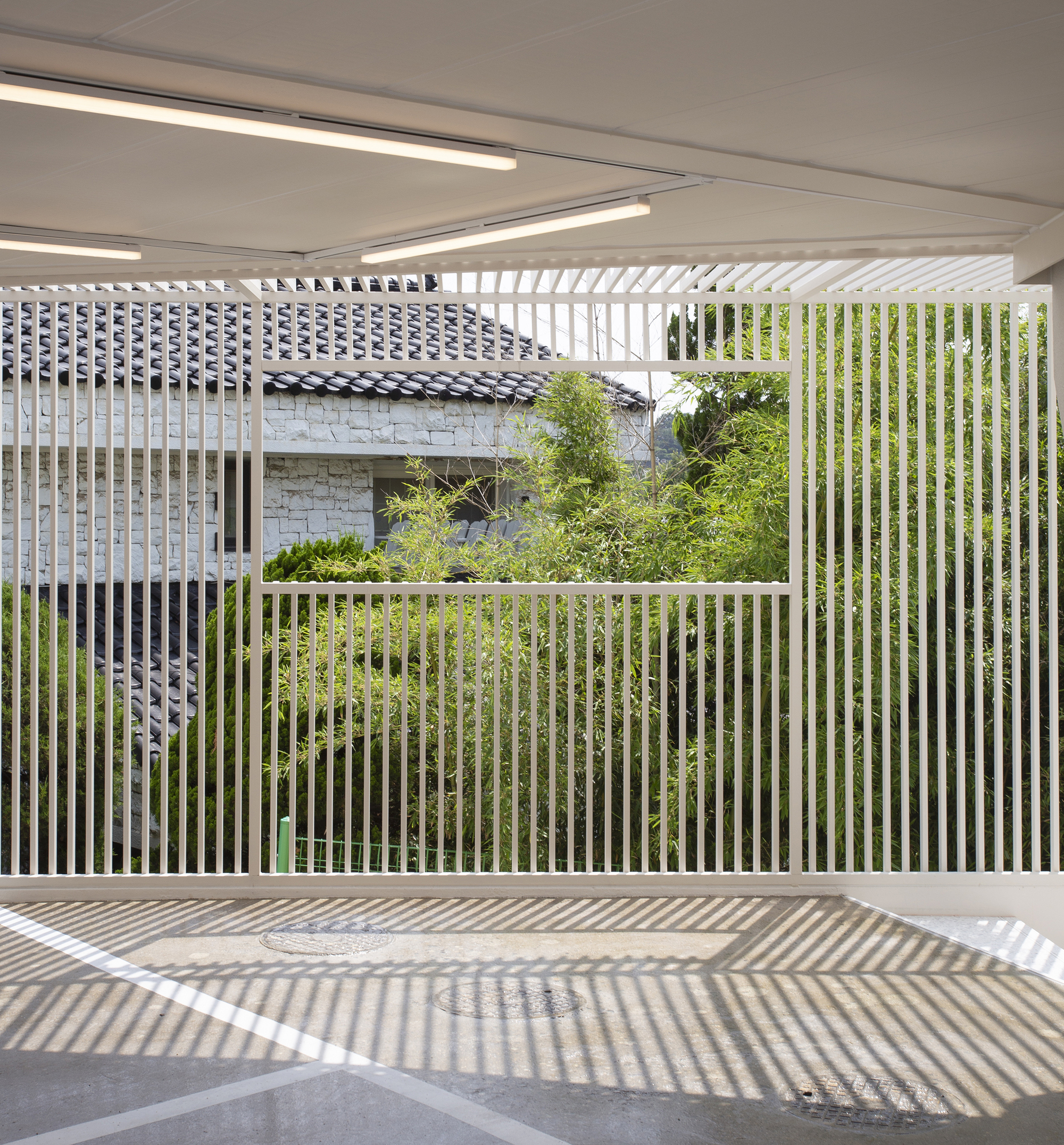 MASS Arts Plastiques Gallery / Form & Function-32