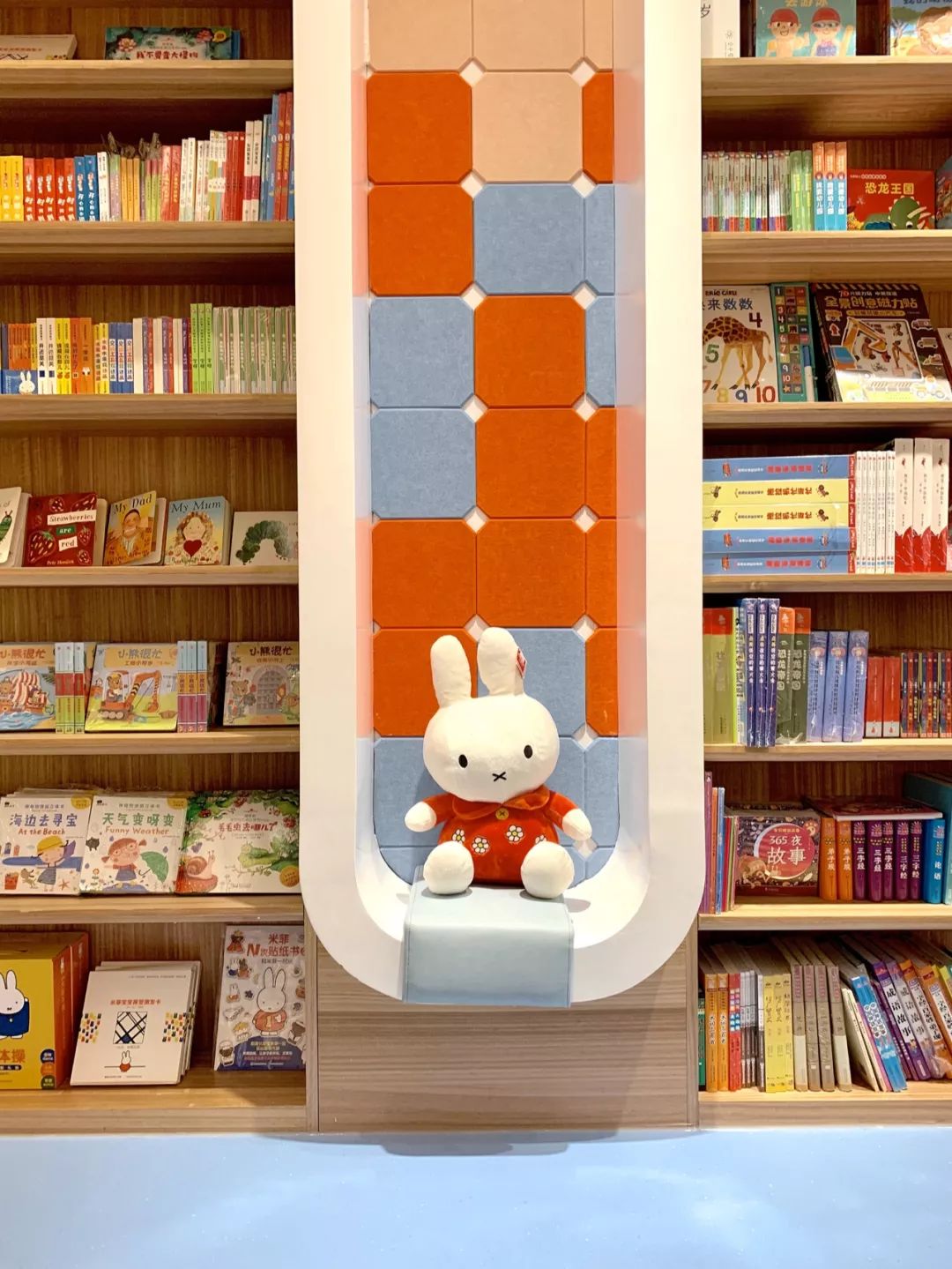 十点书店 | 新零售主题书店的沉浸式设计-64