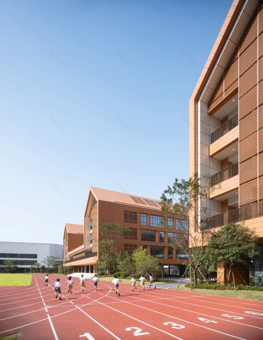 筑园寻梦 | 融入城市的新型校园设计-1