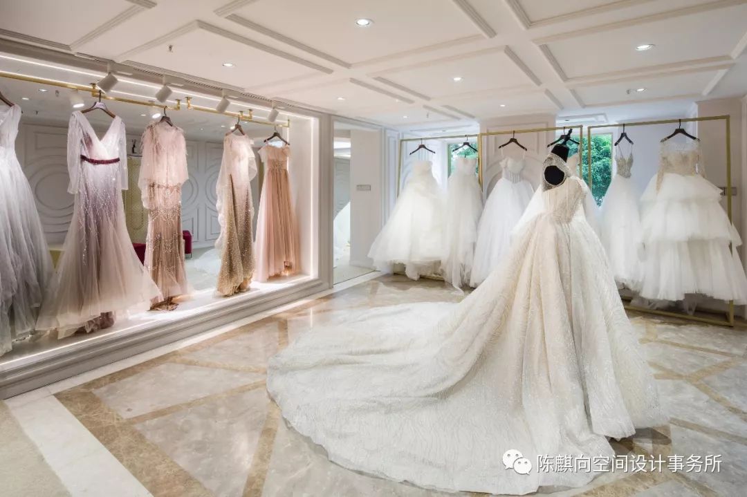 现代简约，展现品牌魅力——月几美学中心设计-41