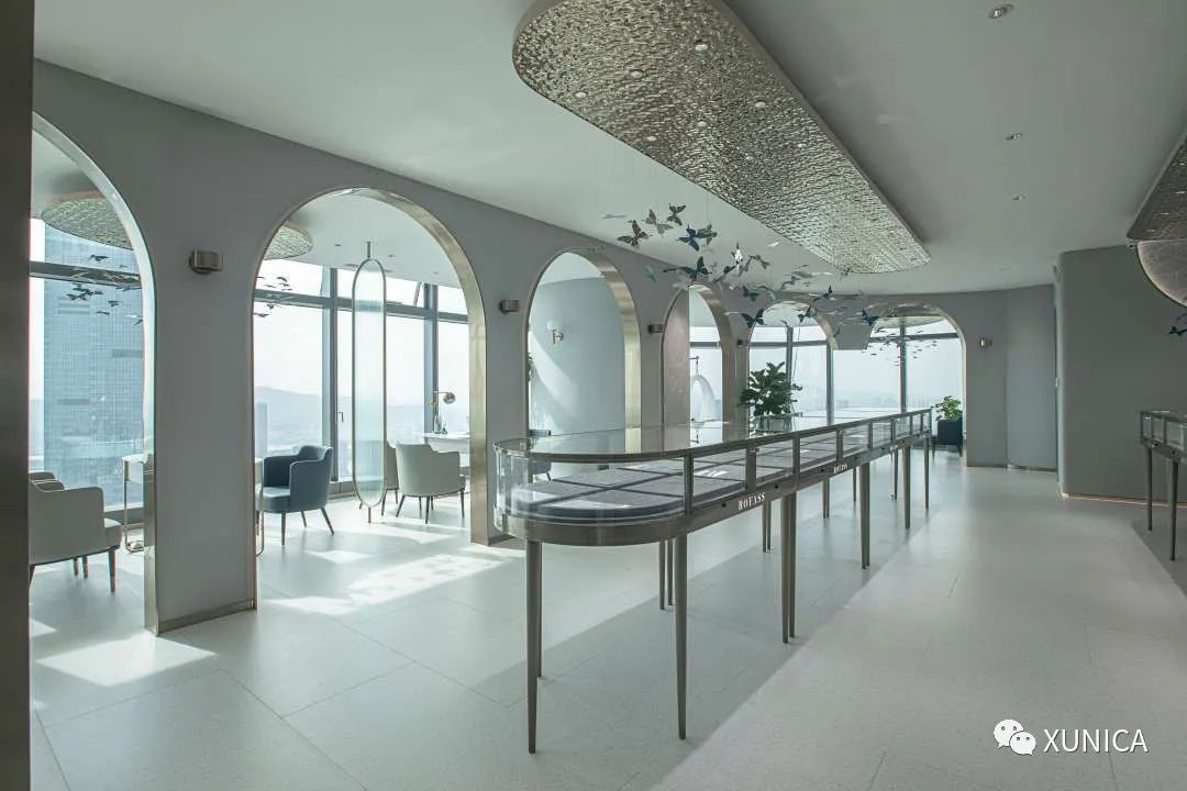 独立寒秋下的长沙 ROTASS 珠宝空间-4