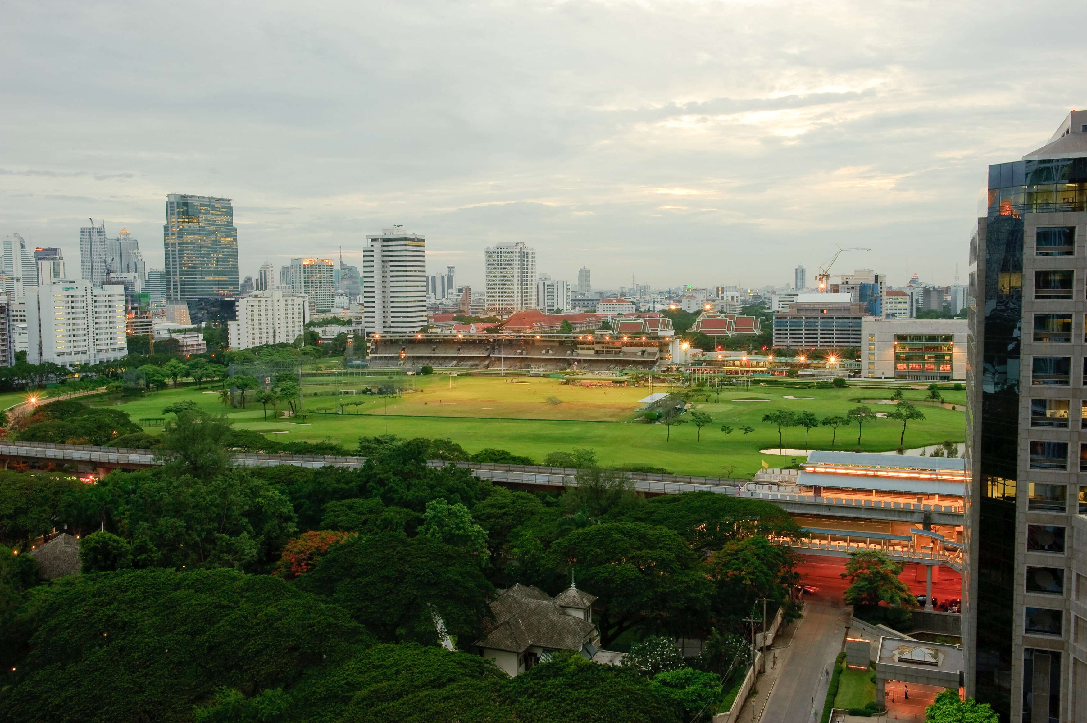 曼谷班莱斯芭松酒店式公寓-23