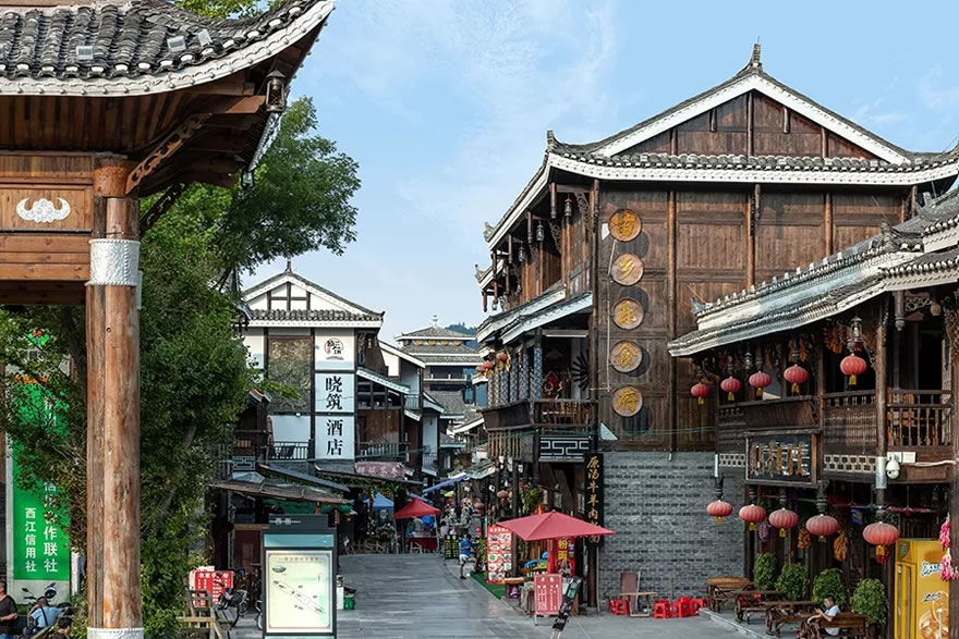 贵州西江千户苗寨旅游商业街区-24