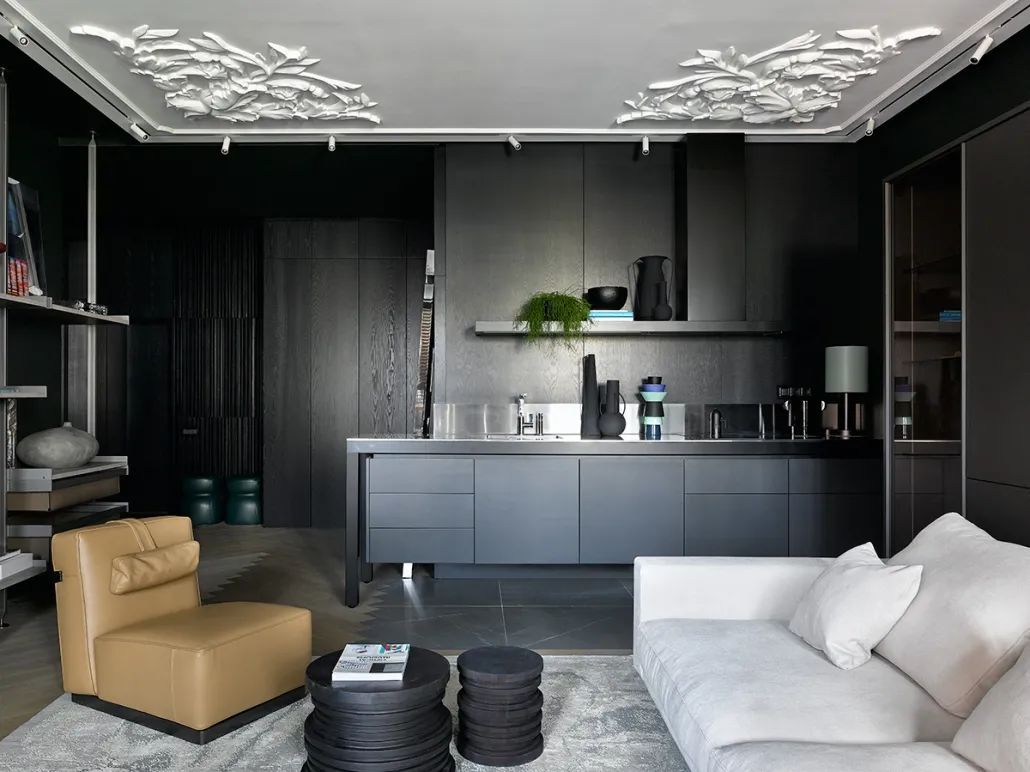 黑色空间丨Marina Kutuzova-24